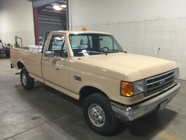 1990 Ford F-150 Custom Standard Cab Pickup 2-Door - photo 8