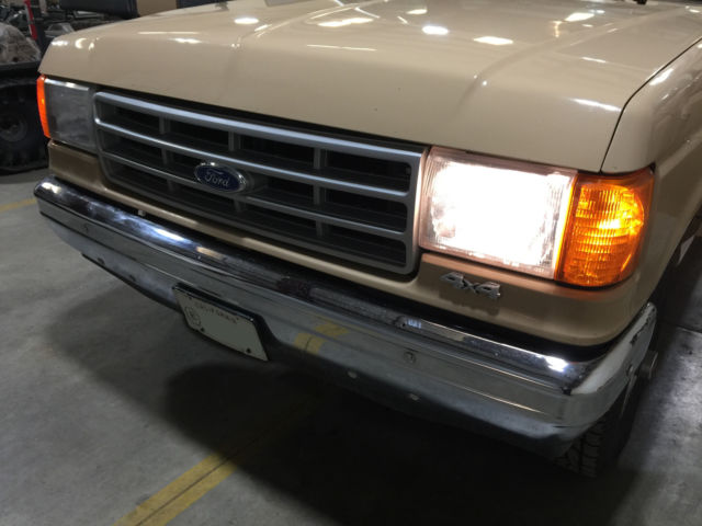 1990 Ford F-150 Custom Standard Cab Pickup 2-Door - photo 13