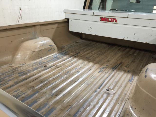 1990 Ford F-150 Custom Standard Cab Pickup 2-Door - photo 9