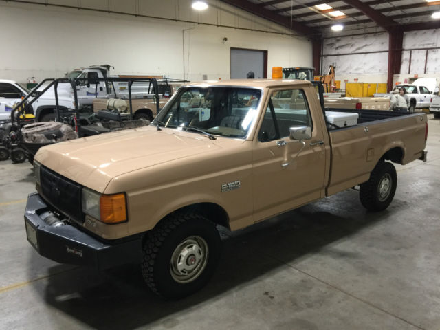 1987 Ford F-150 Custom Standard Cab Pickup 2-Door - photo 2