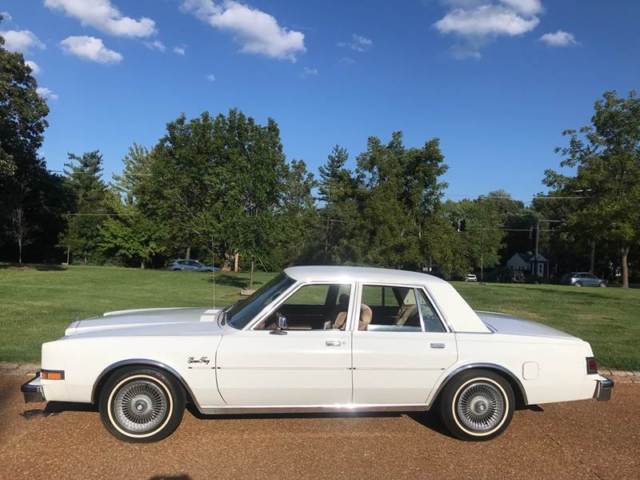 1988 Plymouth Fury Salon 4dr Sedan - photo 4