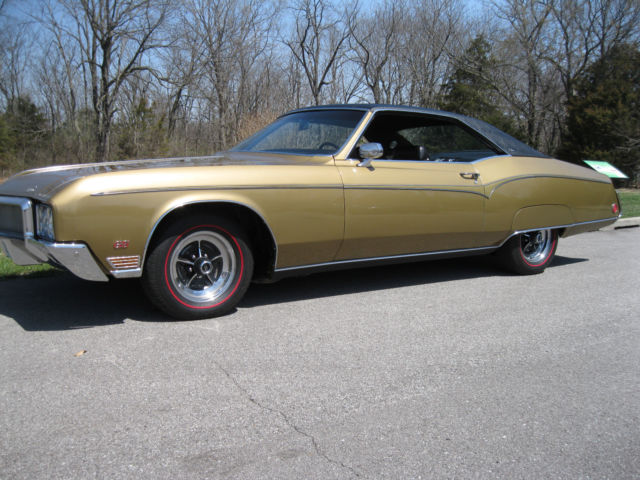 1970 Buick Riviera GS - photo 2