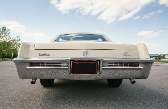 1965 Buick Riviera - photo 11