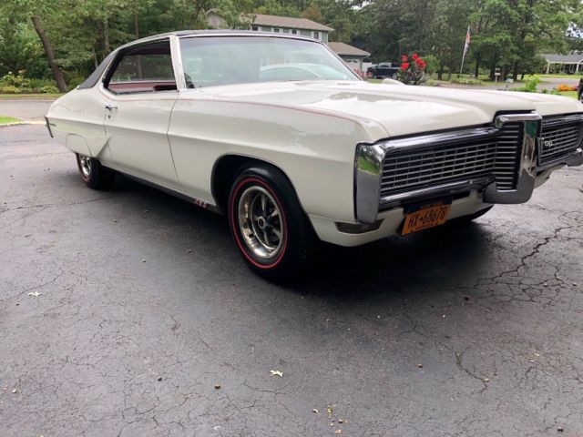 1968 Pontiac Grand Prix - photo 2