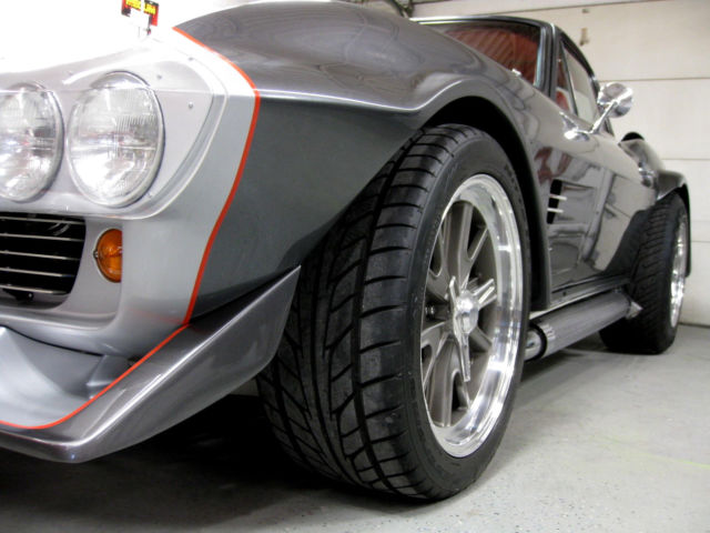 1963 Chevrolet Corvette Grand Sport - photo 2