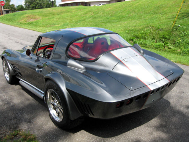 1963 Chevrolet Corvette Grand Sport - photo 4