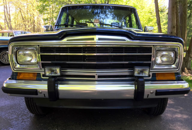 1990 Jeep Wagoneer Grand - photo 4
