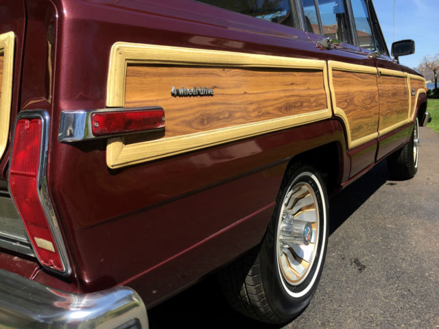 1986 Jeep Wagoneer Grand - photo 12