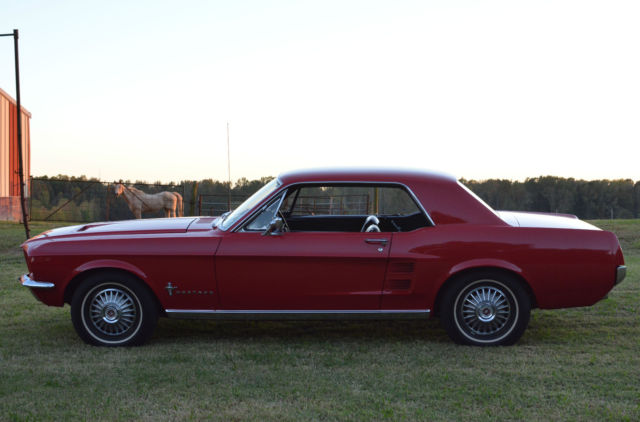 1967 Ford Mustang PONY W/AIR CONDITIONING - photo 2