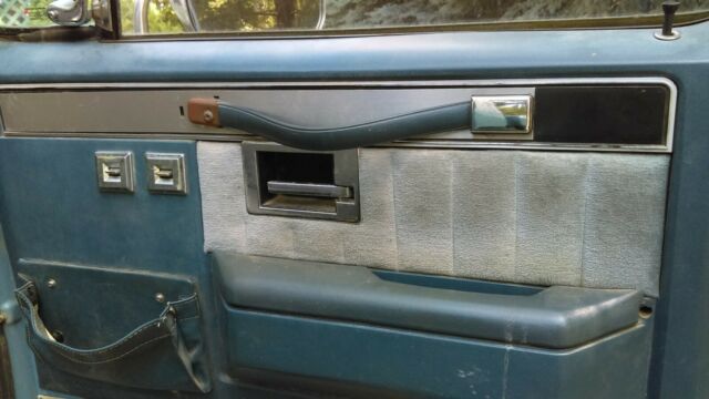 1987 Chevrolet C/K Pickup 2500 Silverado - photo 6