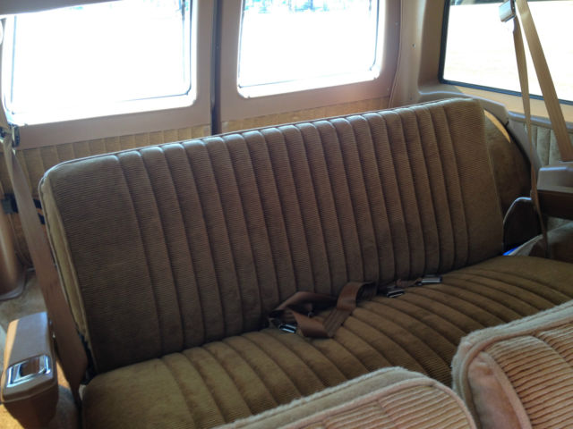 1991 Chevrolet Suburban Silverado - photo 13