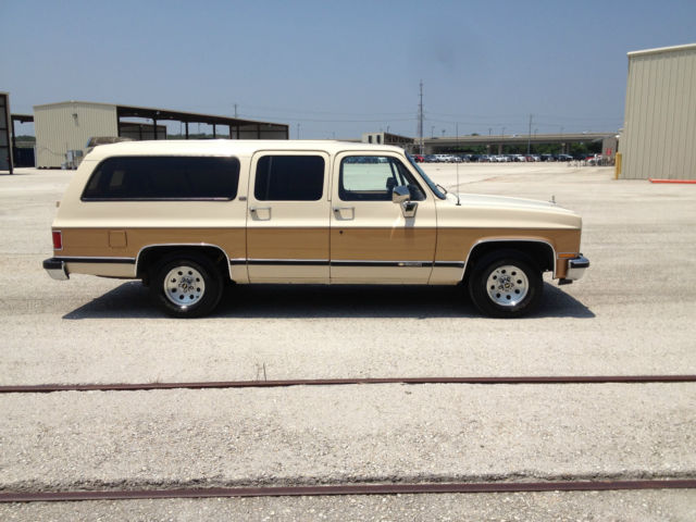 1991 Chevrolet Suburban Silverado - photo 4