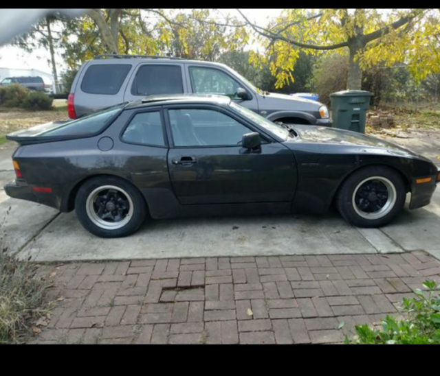 1985 Porsche 944 - photo 3