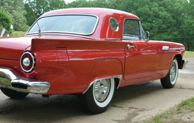 1957 Ford Thunderbird LIPSTICK RED CONVERTIBLE W/COLD AIR - photo 10