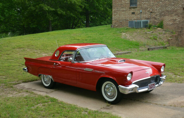 1957 Ford Thunderbird LIPSTICK RED CONVERTIBLE W/COLD AIR - photo 6
