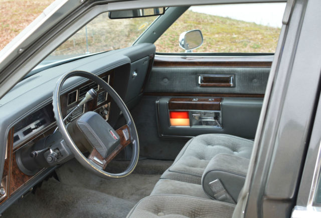 1983 Oldsmobile Ninety-Eight - photo 13