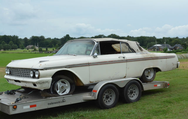 1962 Ford Galaxie - photo 2