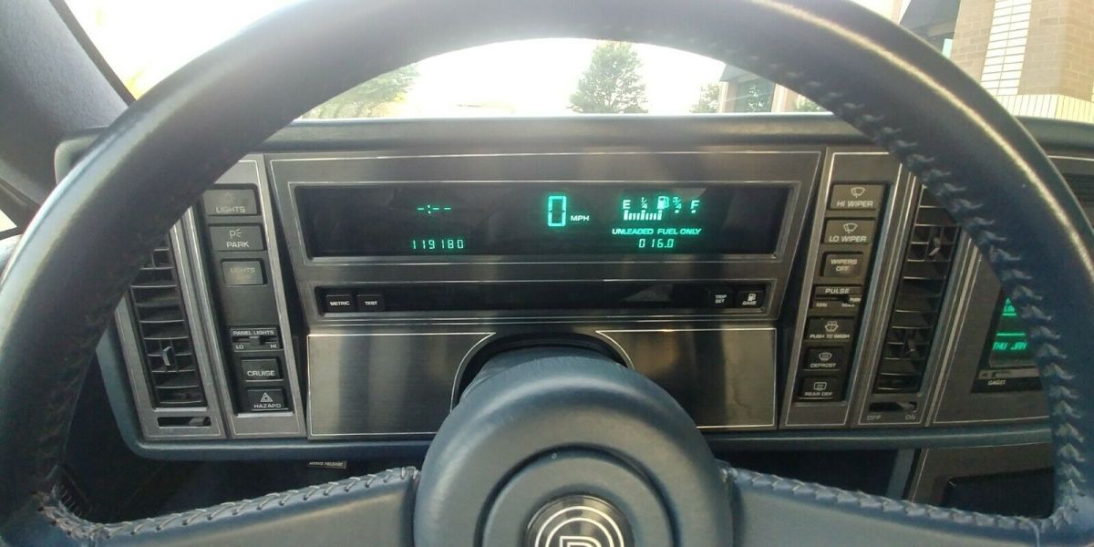 1988 Buick Reatta - photo 10