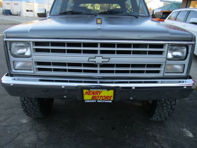 1987 Chevrolet Blazer Base; Silv - photo 11