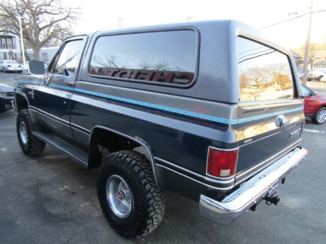 1987 Chevrolet Blazer Base; Silv - photo 9