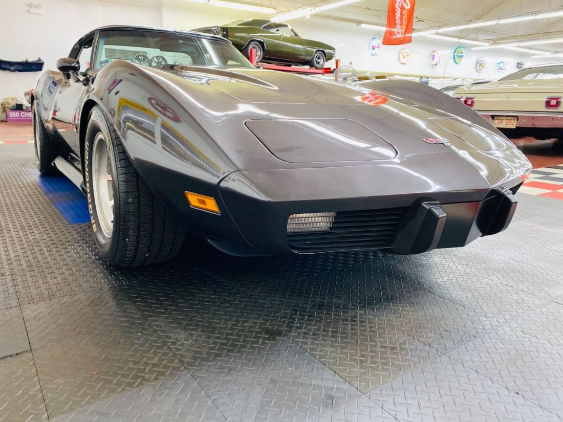 1977 Chevrolet Corvette - RESTO MOD - T TOPS - DRIVES EXCELLENT - SEE VIDE - photo 7