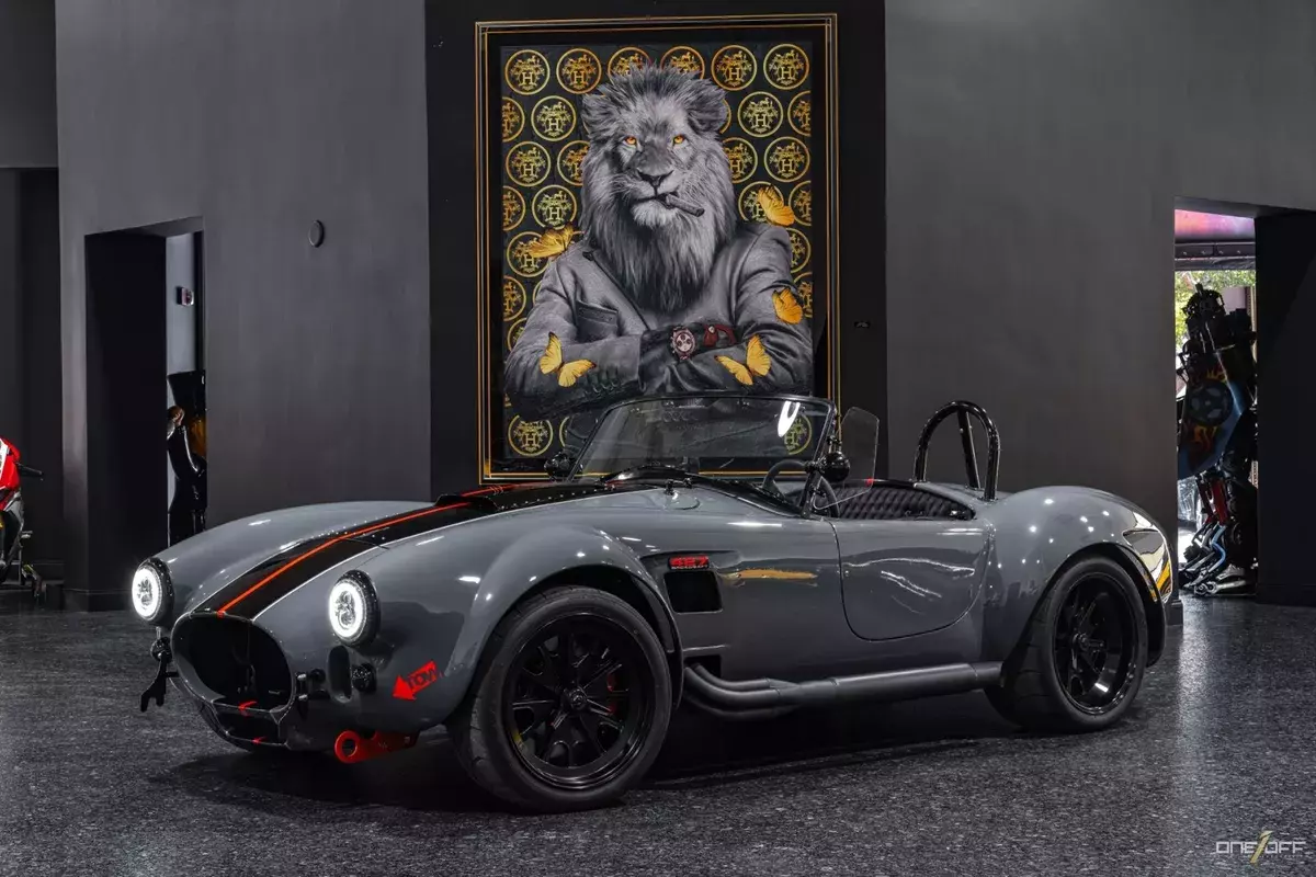 Gray Cobra 427 Backdraft in Grigio Telesto Paint 1965 Shelby Cobra 427 Backdraft in Grigio Telesto Paint
