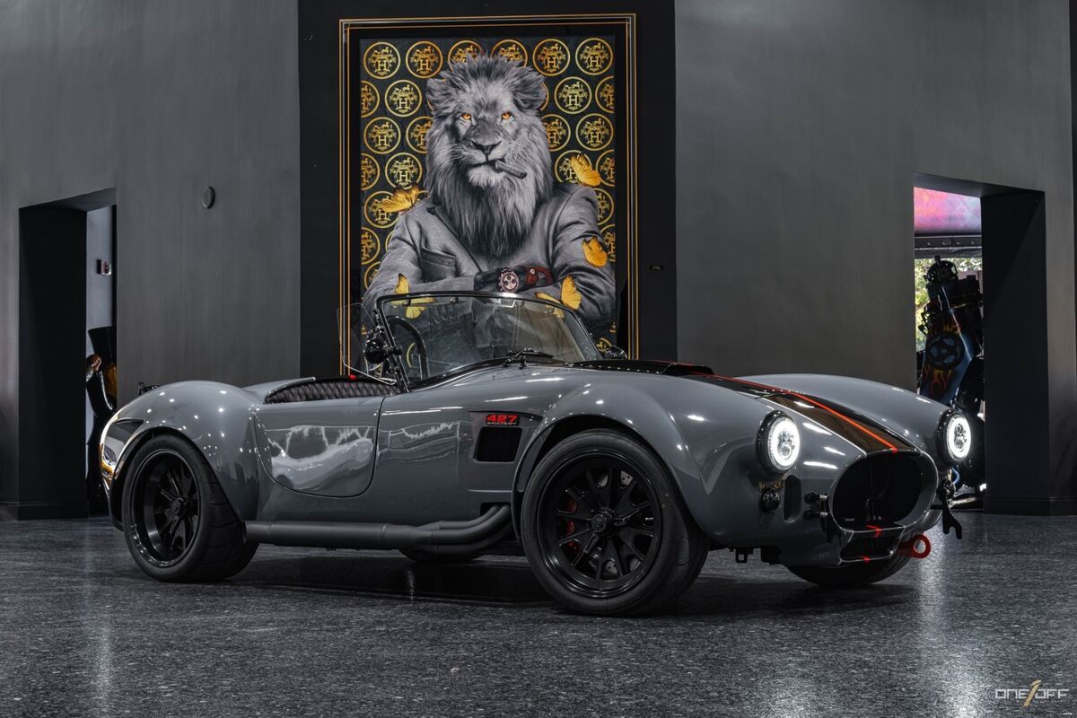 1965 Shelby Cobra 427 Backdraft in Grigio Telesto Paint - photo 9