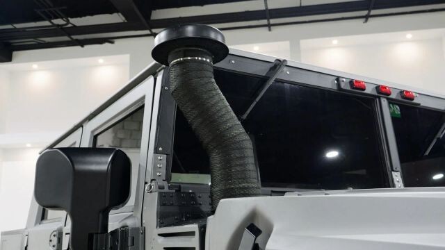 1994 HUMMER H1 Hard Top Sport Utility 4D - photo 9