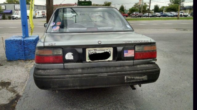 1990 Toyota Corolla - photo 2