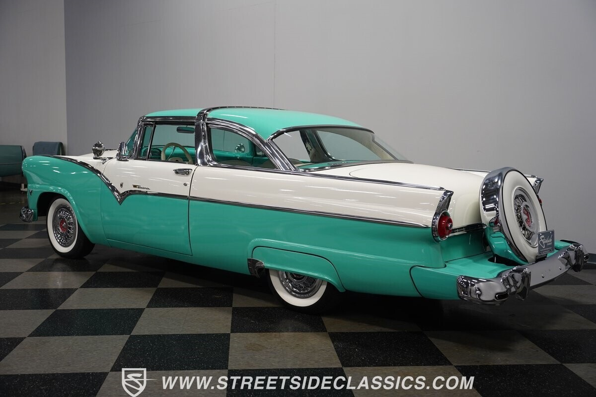 1955 Ford Fairlane Crown Victoria - photo 12