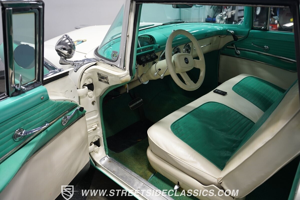 1955 Ford Fairlane Crown Victoria - photo 5