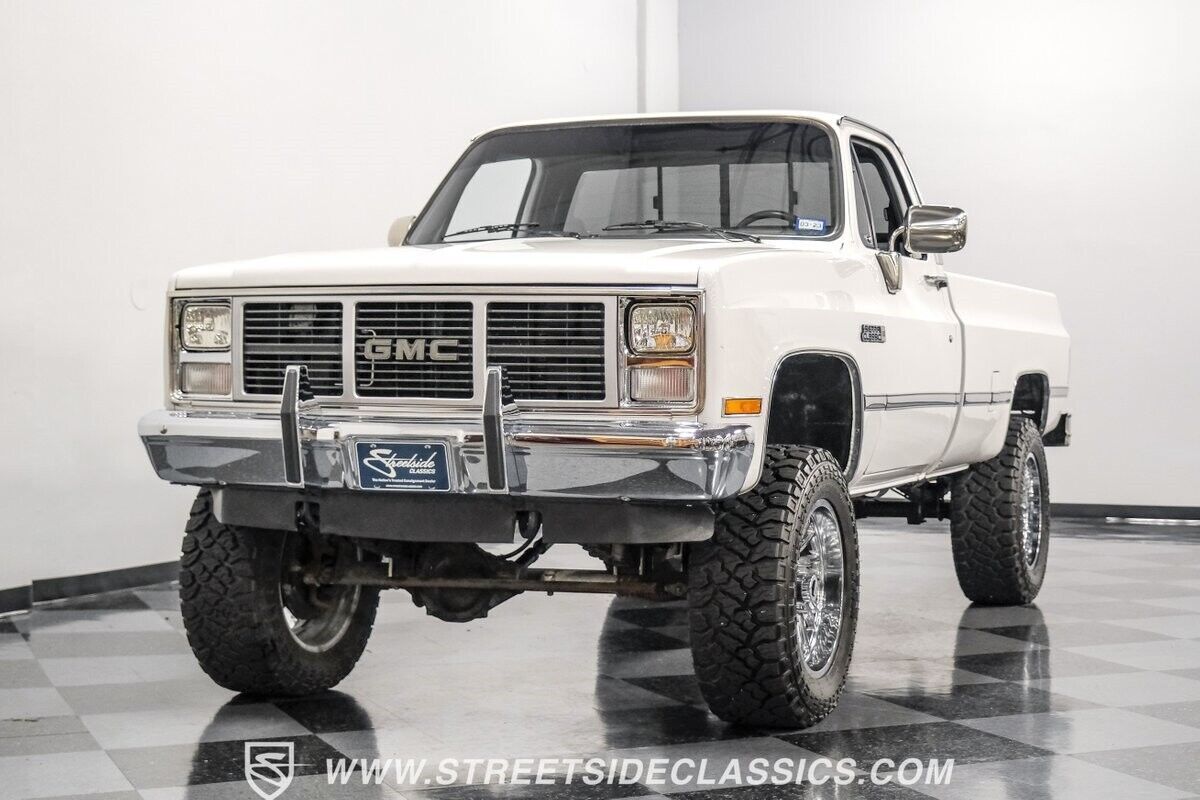 1987 GMC K-15 Scottsdale Restomod 4x4 - photo 6