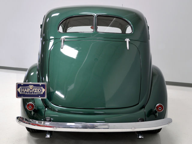 1937 Ford Deluxe - photo 5