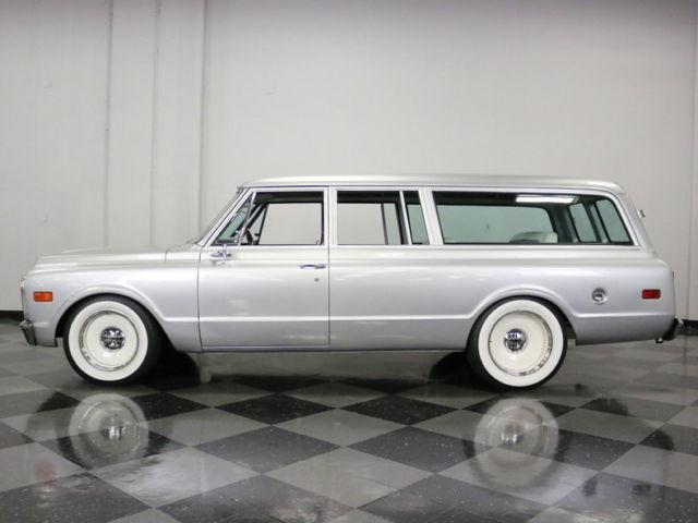 1971 GMC Suburban - photo 3
