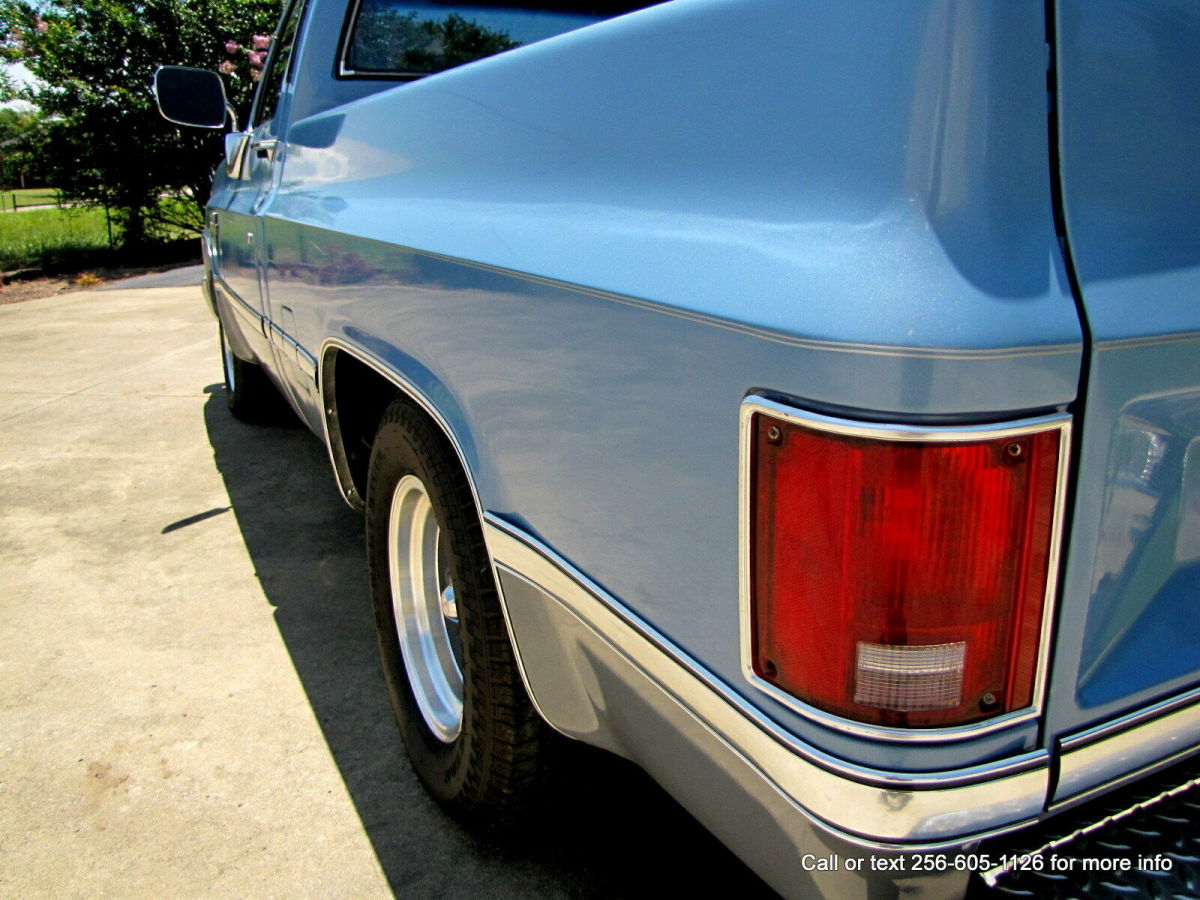 1982 Chevrolet C-10 SCOTTDALE SWB " SHARP RIDE " - photo 12
