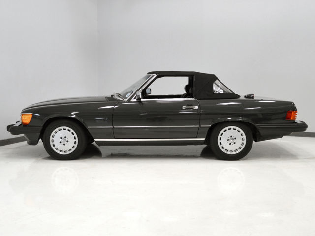 1987 Mercedes-Benz SL-Class Base Convertible 2-Door - photo 6