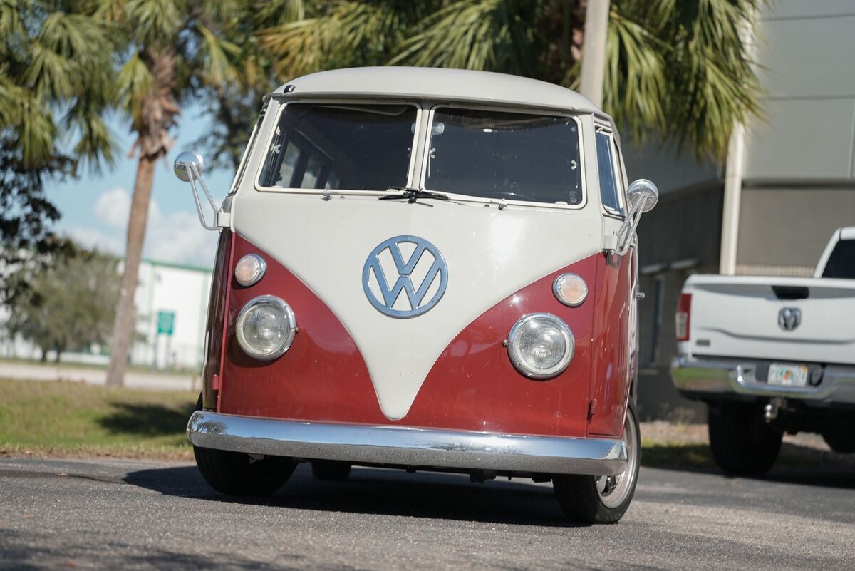 1967 Volkswagen Bus - photo 8