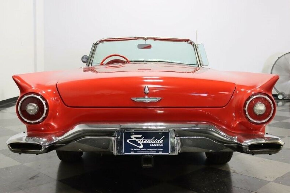 1957 Ford Thunderbird - photo 12