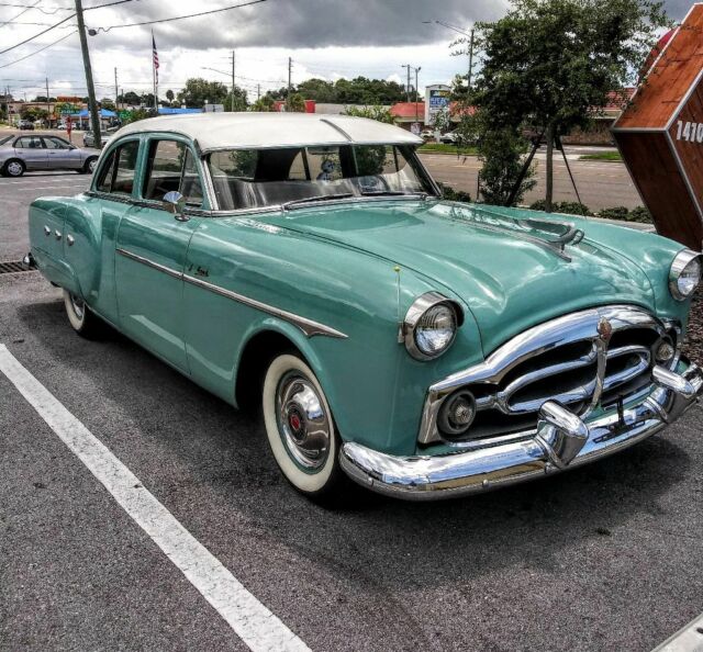 1952 Packard 200