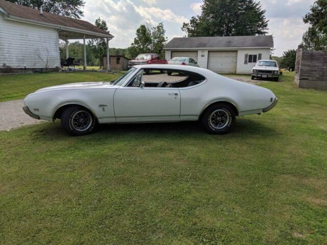 1968 Oldsmobile Cutlass S - photo 4