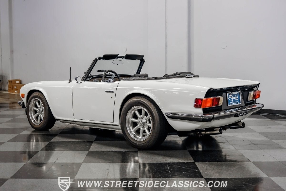 1974 Triumph TR-6 V8 Restomod - photo 10