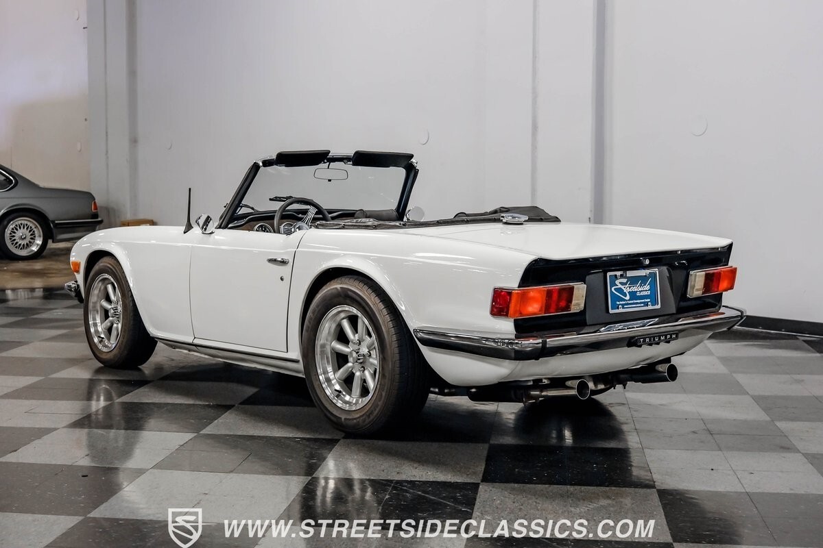 1974 Triumph TR-6 V8 Restomod - photo 11