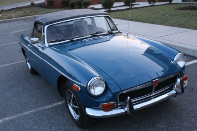 1974 MG MGB - photo 4
