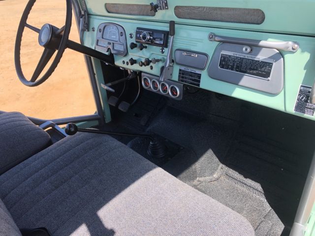 1965 Toyota Land Cruiser - photo 8