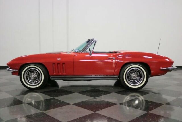 1965 Chevrolet Corvette Convertible - photo 3