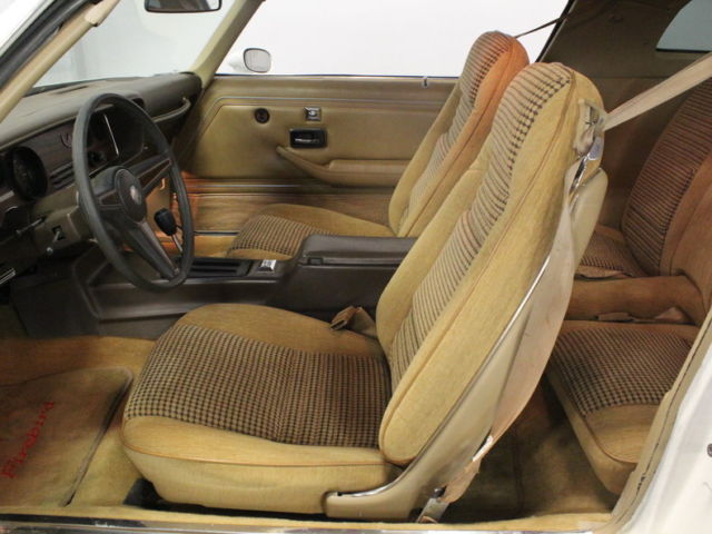 1981 Pontiac Firebird Esprit Coupe 2-Door - photo 4