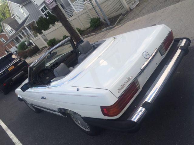 1983 Mercedes-Benz SL-Class Convertible - photo 3