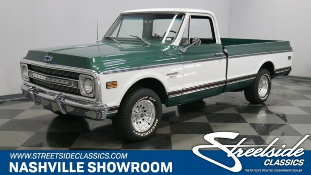 Great looking C-10 pickup 1970 Chevrolet C-10 Custom