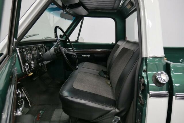 1970 Chevrolet C-10 Custom - photo 5