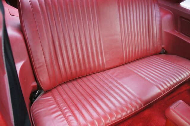 1980 Ford Mustang Hatchback 5.0 V8 / 5 speed w/ Extras ! - photo 8